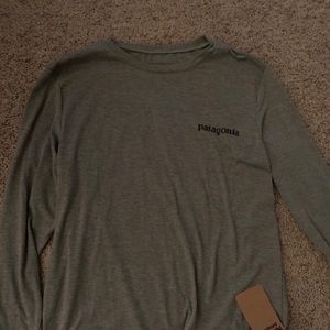 New with tags! Patagonia long sleeve